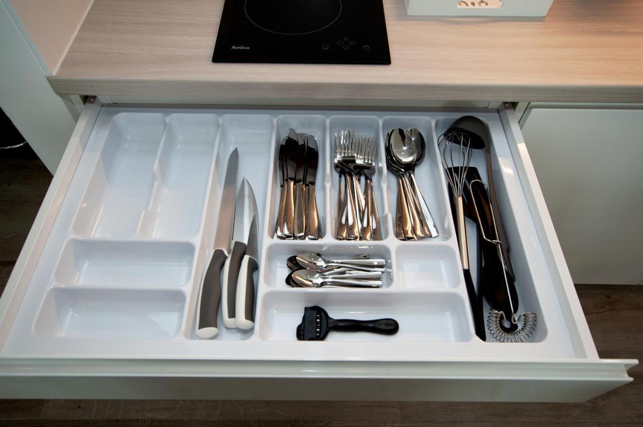 Ikar Z Widokiem Na Morze W Kompleksie Platinium Apartment Rewal
